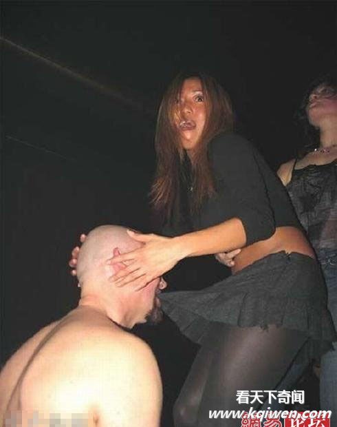 ץ�ķ����Ů�ǵ��ڴ����ȵ����˳���(��ͼ)